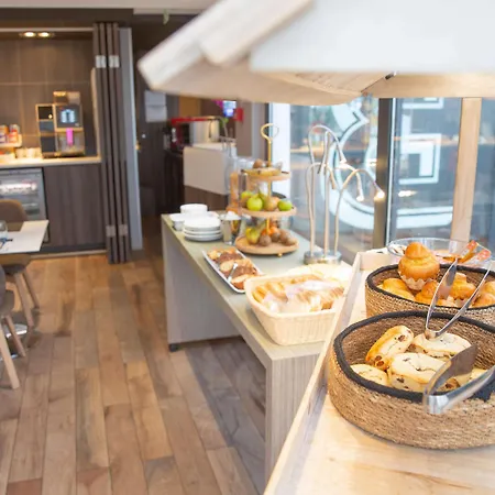 Novotel Roissy Witz 4* سان تويتْسْ
